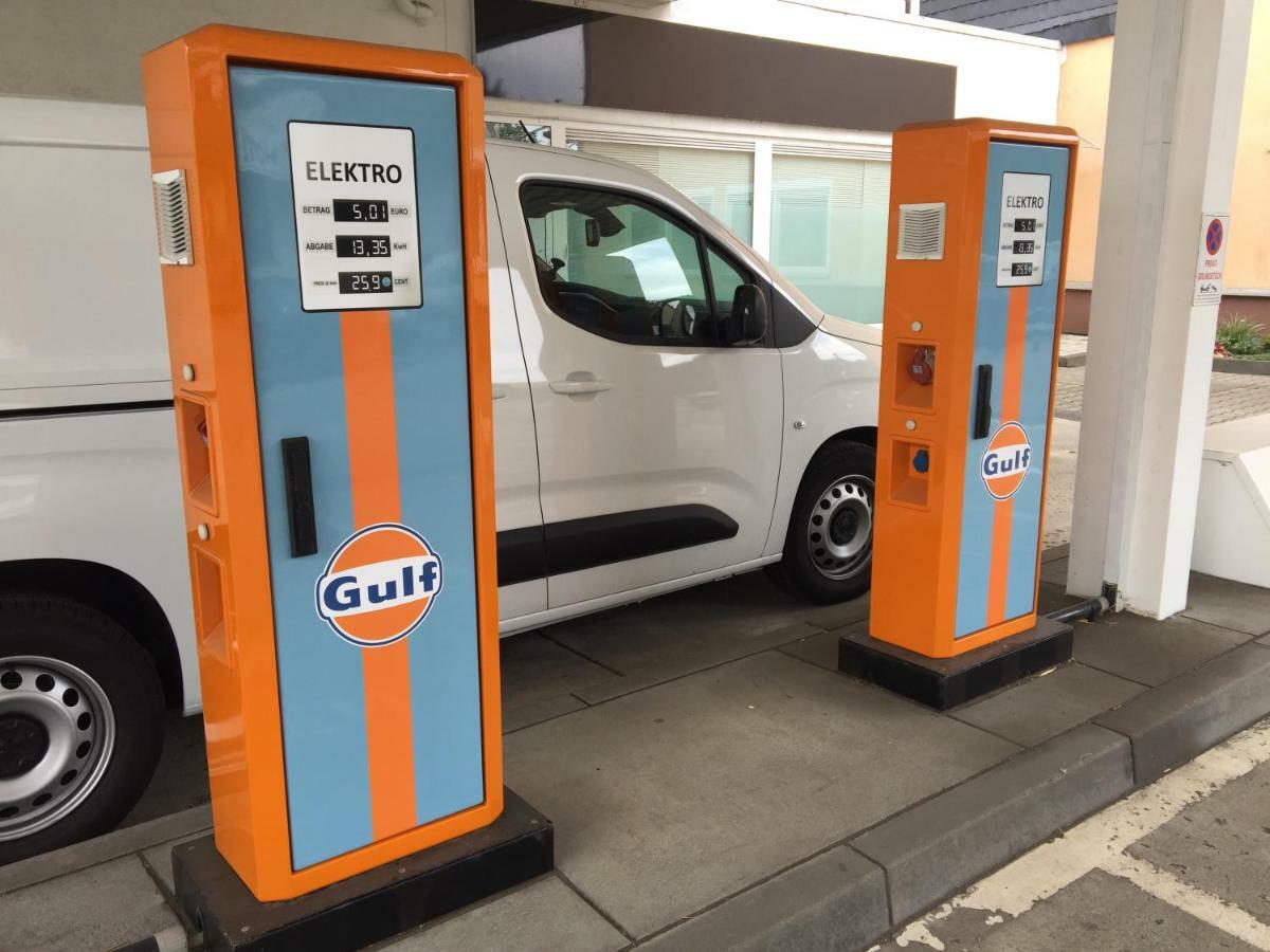 Alte Tankstelle Lägenhet Strassenhaus Exteriör bild